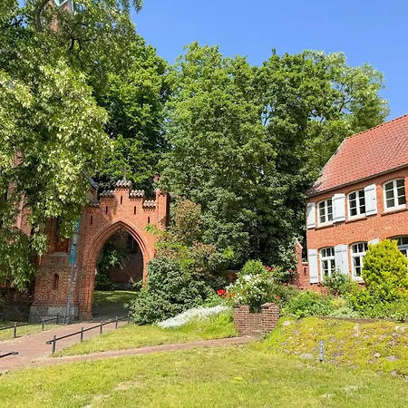 Casa vacanze Wiesengefluester E7 Mit Sauna, Kamin, Garten Und Mueritznaehe Röbel